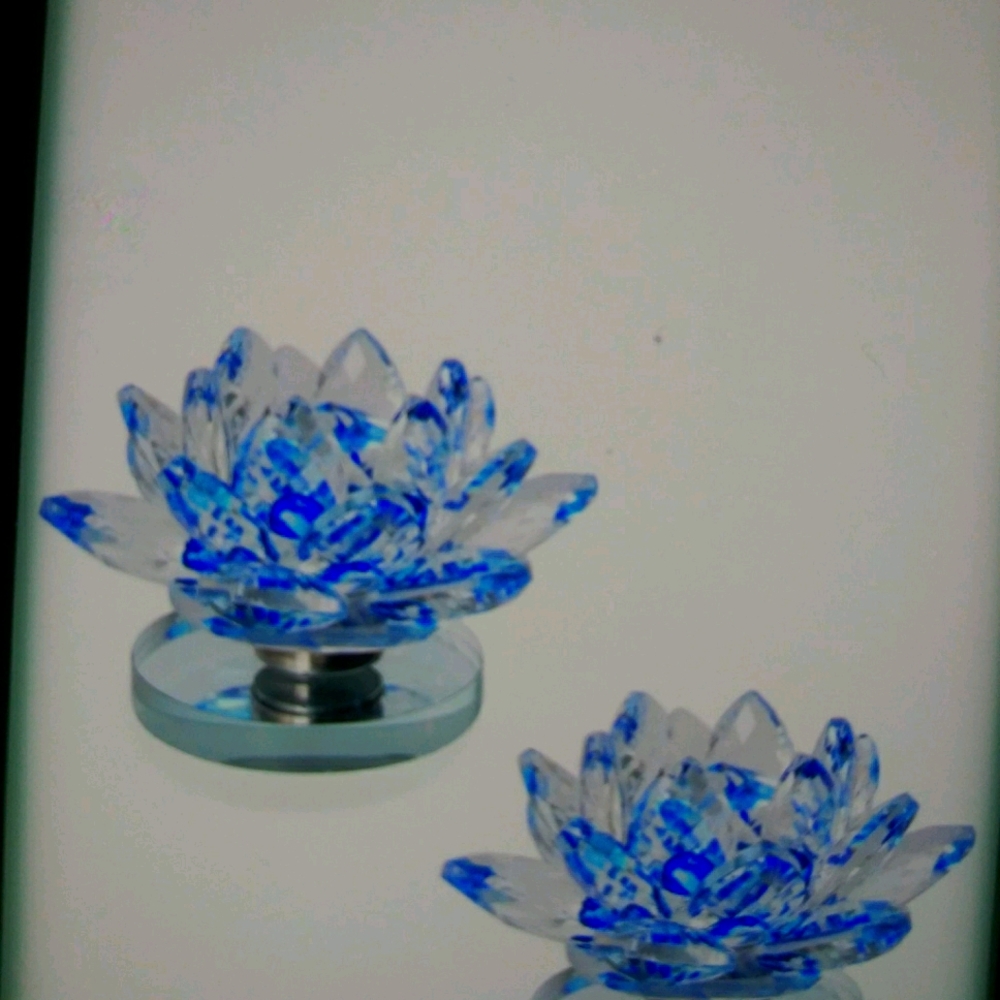 NIB SET OF 2 CRYSTAL LOTUS FLOWERS